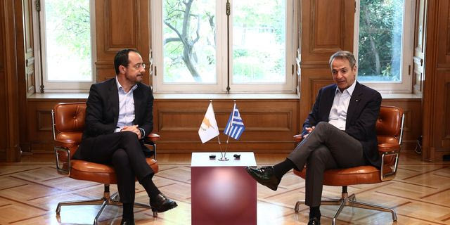 Συνάντηση Μητσοτάκη – Χριστοδουλίδη: Συντονισμός για τις εξελίξεις στο Κυπριακό