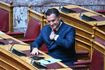 Ο Άδωνις απειλεί και από το βήμα της Βουλής με τα… γυαλιά του