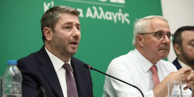 Ανδρουλάκης κατά κυβέρνησης για την ενέργεια: ”Αποτυχημένη πολιτική με υψηλό κόστος για νοικοκυριά και επιχειρήσεις”