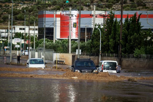 Κακοκαιρία: Πάνω από 55.000 κεραυνοί σε όλη τη χώρα – Πού καταγράφηκαν τα μεγαλύτερα ύψη βροχής