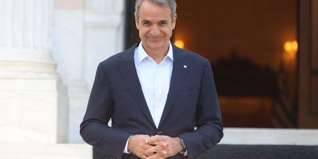 “Φιλολαϊκό μακιγιάζ” στην κυβέρνηση ενόψει ΔΕΘ