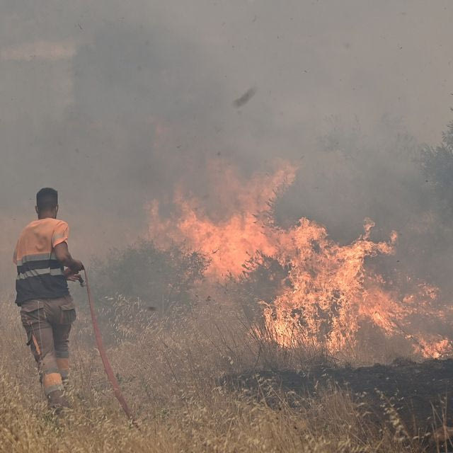 Φωτιές: Σε “Red Code” Αττική και ακόμη έξι περιφέρειες