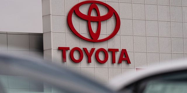 Toyota Hellas: Στο 15,6% το μερίδιο αγοράς το 2025 – Νέο ιστορικό υψηλό κύκλου εργασιών και διατήρηση της πρωτιάς