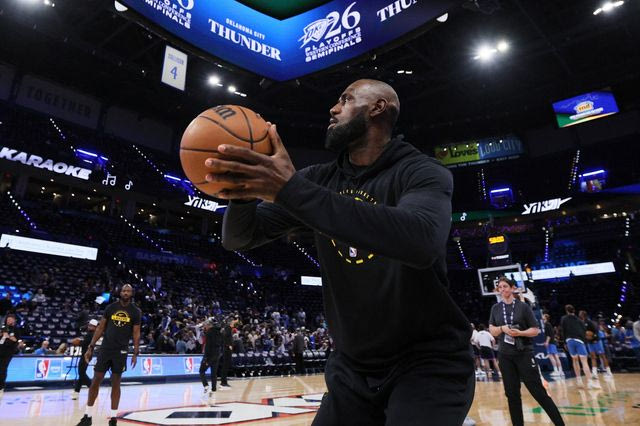 NBA: Οι Σίξερς ανακοίνωσαν τον ΛεΜπρόν Τζέιμς