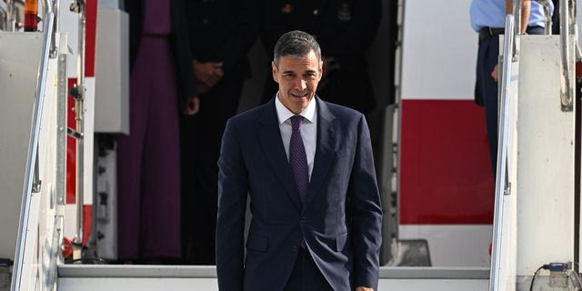 Σάντσεθ σε Τραμπ: “Η Ισπανία διατηρεί εξαιρετική σχέση με τις ΗΠΑ”