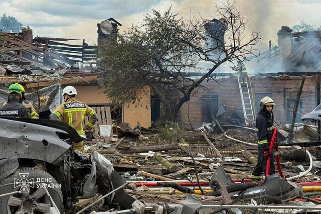 Οκτώ άνθρωποι σκοτώθηκαν από ουκρανική επίθεση σε κωμόπολη υπό ρωσική κατοχή