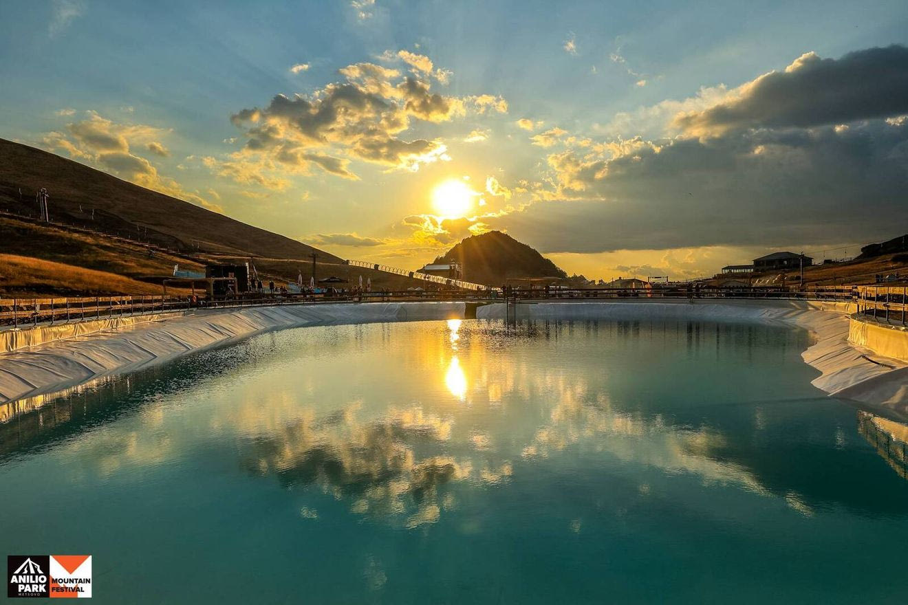 Anilio Park Festival 2026: Το μουσικό ραντεβού στην Πίνδο που περιμένουμε κάθε Αύγουστο