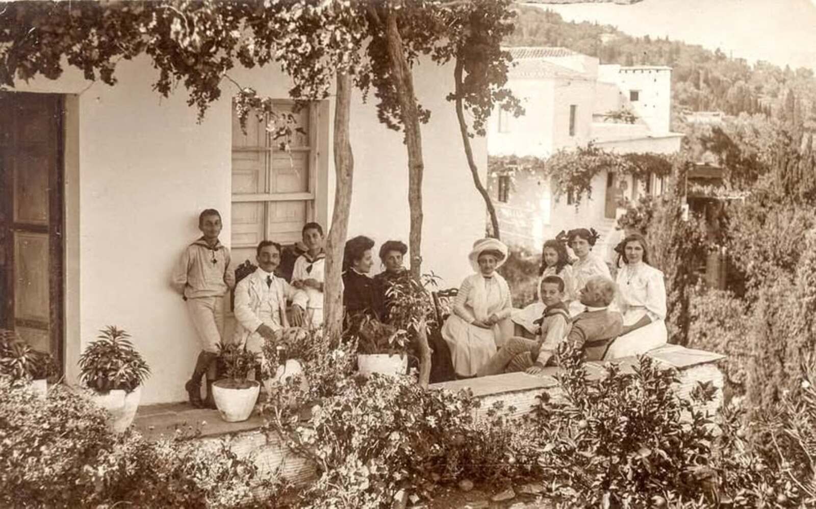 Η “άλλη” Άνδρος: Κάτοικοι του νησιού έδωσαν τις δικές τους παλιές φωτογραφίες