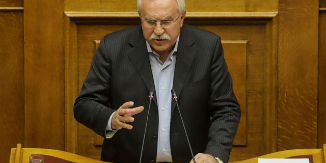 Ρόδος: Φοιτητής ξανά στα 70 του ο πρώην βουλευτής του ΣΥΡΙΖΑ Δ. Γάκης