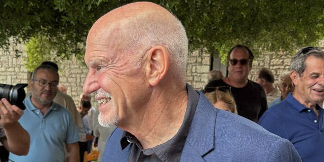 Παπανδρέου για κάνναβη: “Η απαγόρευση παρέδωσε την αγορά στη μαφία”