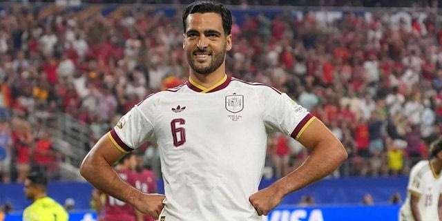 Πορτογαλία – Ισπανία 0-1: Οι αλλαγές του Ντε Λα Φουέντε έστειλαν τη Ρόχα στους “8”