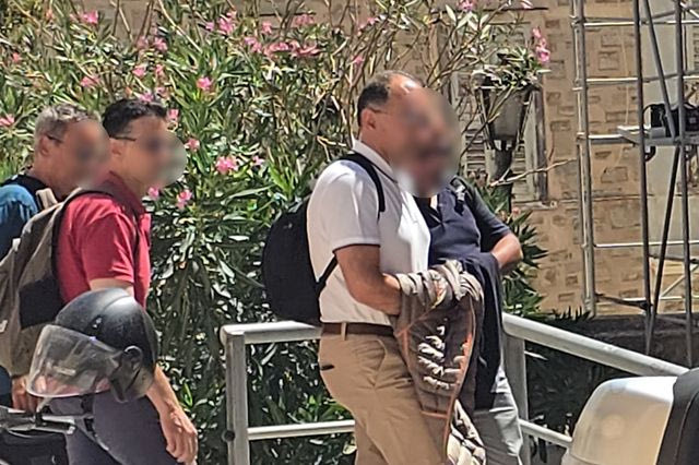 Φωτιά στην Πάρο: Μπαλάκι ευθυνών για τα απορρίμματα στον ΧΥΤΑ