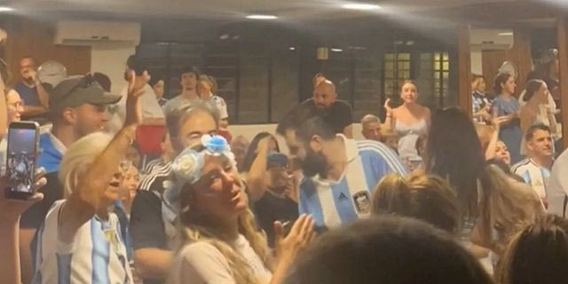 Μουντιάλ 2026: Πάρτι σε σχολή χορού στα Πετράλωνα από Αργεντίνους για τον τελικό