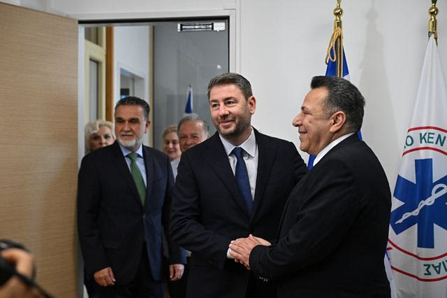 Ανδρουλάκης: “Δεν θα επιτρέψουμε το υπουργείο Υγείας να γίνει υπουργείο Προπαγάνδας”