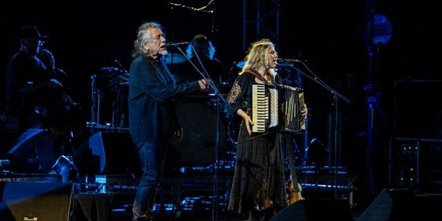 Sold out o Robert Plant στο Sani – Πλαισιωμένος από τους Saving Grace και τη Suzi Dian