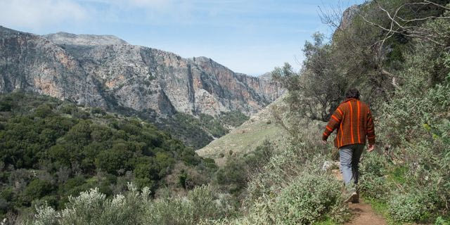 Φθινοπωρινές αποδράσεις στα Χανιά: 5 πεζοπορικές διαδρομές σε άγνωστα μαγευτικά φαράγγια