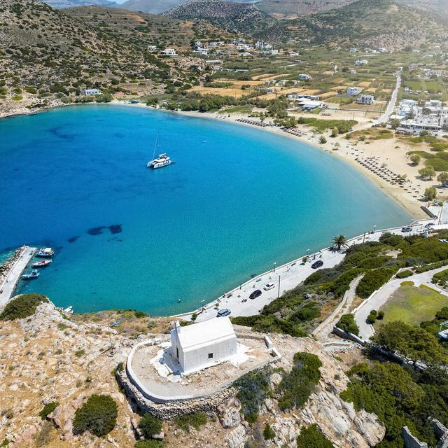 Το ελληνικό νησί που “σκαρφάλωσε” στην 4η θέση παγκοσμίως