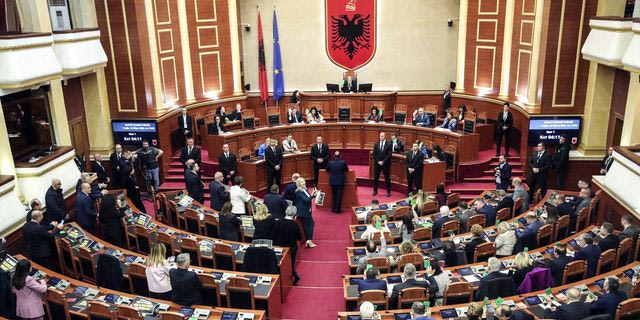 Αλβανικό κοινοβούλιο, φωτογραφία αρχείου