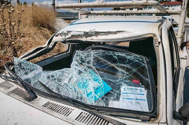 Ατύχημα με γερανοφόρο στη γέφυρα Πανοράματος στη Θεσσαλονίκη