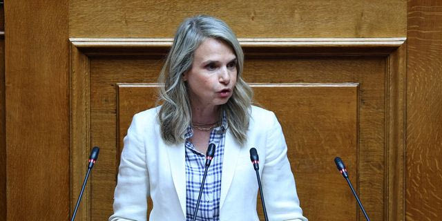 Μιλένα Αποστολάκη: Οι πολίτες δεν χρειάζονται πανηγυρισμούς, αλλά βιώσιμες ρυθμίσεις
