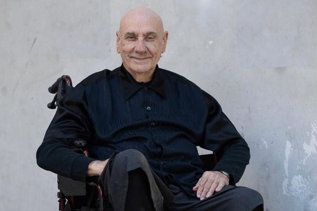 Bill Ward: Η συγκινητική εξομολόγηση του θρυλικού ντράμερ των Black Sabbath για τη χρήση αναπηρικού αμαξιδίου