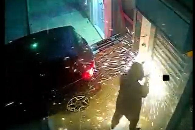 Συνελήφθη αρχηγικό μέλος σπείρας που έκλεβε αυτοκίνητα και ανατίναζε ΑΤΜ