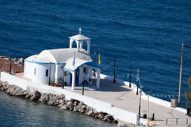 Εορτολόγιο: Ποιοι γιορτάζουν την Πέμπτη 16 Ιουλίου