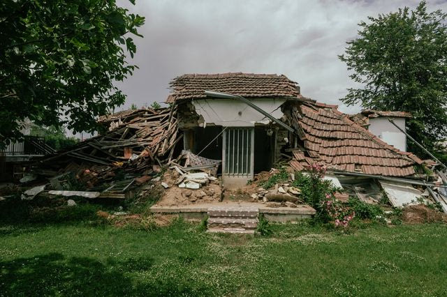 Beyond Destruction: Ένα πολυμεσικό οδοιπορικό στις περιοχές της Ρόδου, της Θεσσαλίας και του Έβρου