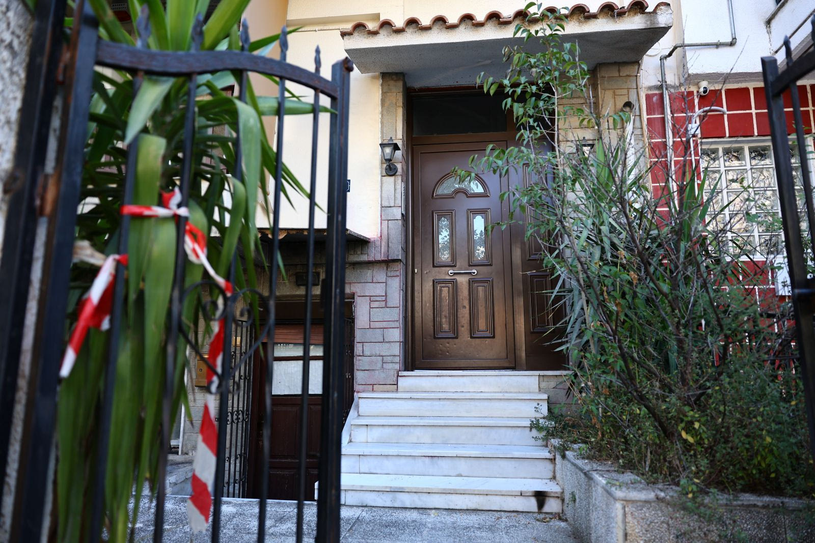 Εμπρηστική επίθεση σε κατοικίες στελεχών της ΝΔ