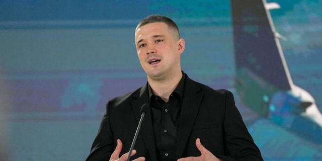 Παραιτήθηκε ο υπουργός Άμυνας της Ουκρανίας