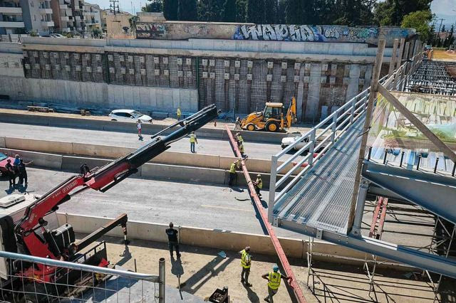 Θεσσαλονίκη: Στο Αυτόφωρο ο 29χρονος που γκρέμισε με γερανοφόρο υποστηλώματα γέφυρας
