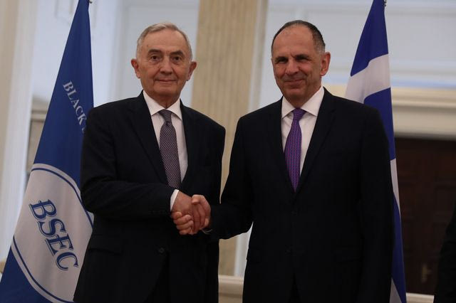 Γεραπετρίτης: Προτεραιότητα η ενίσχυση της οικονομικής συνεργασίας στον Εύξεινο Πόντο