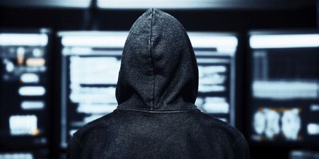 Δίωξη Κυβερνοεγκλήματος: Ταυτοποιήθηκε 30χρονος που προέτρεπε σε επιθέσεις κατά πολιτικών και σχολείων