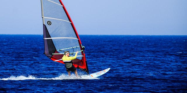 Κως: Αγνοείται χειριστή windsurf – Σε εξέλιξη επιχείρηση διάσωσης