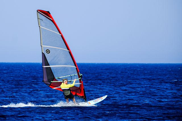 Κως: Αγνοείται χειριστή windsurf – Σε εξέλιξη επιχείρηση διάσωσης
