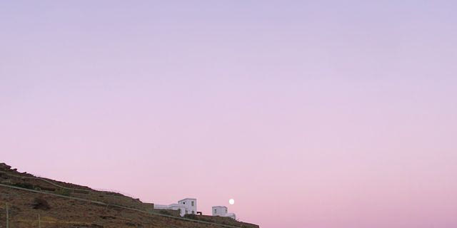 From Tinos to Tinos: Στην Τήνο ένα σάντουιτς μπορεί να βοηθήσει το ΕΣΥ του νησιού