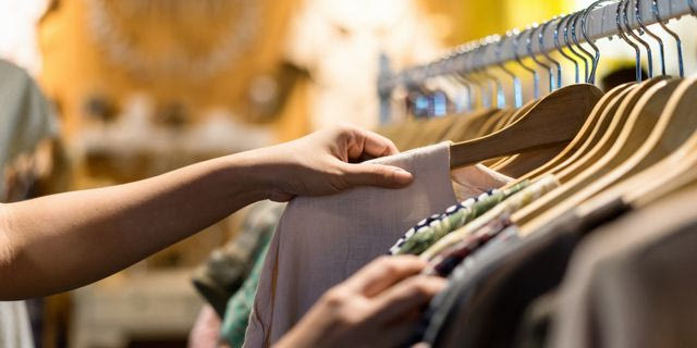 Τι αλλάζει για τις αδιάθετες ποσότητες από Zara, Η&Μ και άλλα μεγάλα brand