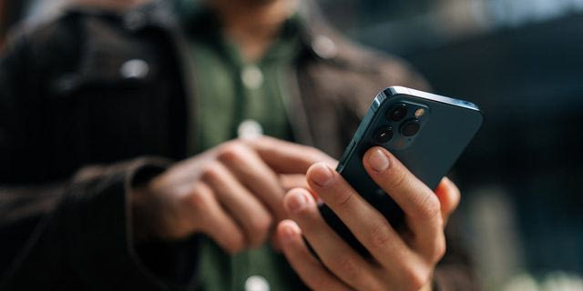 Η άγνωστη λειτουργία του iPhone που δεν αφηνει τους άλλους να διαβάσουν τα μηνύματά σας