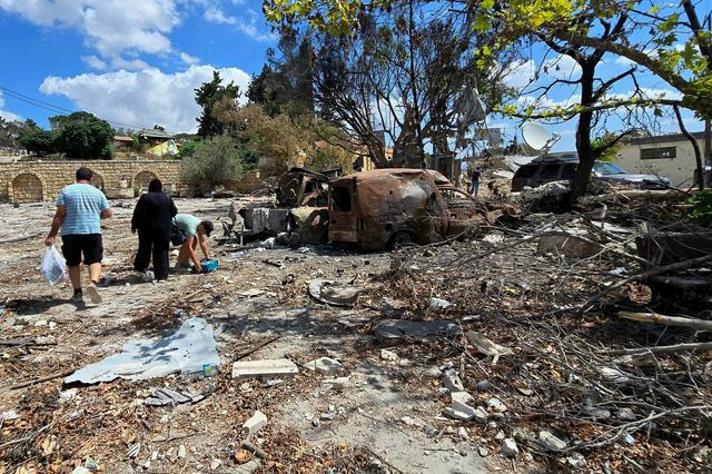 Εικόνες καταστροφής στον νότιο Λίβανο από τις ισραηλινές επιθέσεις