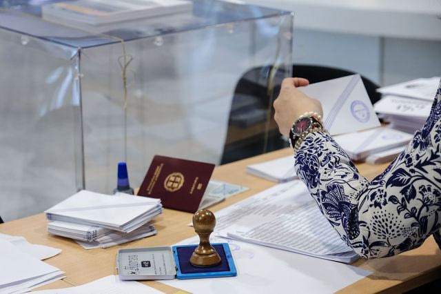 “Εμφυλιοπολεμικές” εκλογές θέλει η κυβέρνηση