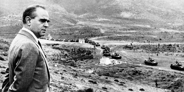 24 Ιουλίου 1974: Η μέρα που η Δημοκρατία επέστρεψε στην Ελλάδα