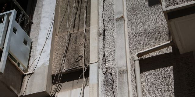 Κυψέλη: Τι απαντά η “Ελληνικό Μετρό” για τις ρωγμές σε κτίρια