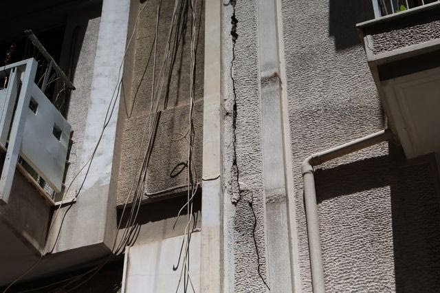 Κυψέλη: Τι απαντά η “Ελληνικό Μετρό” για τις ρωγμές σε κτίρια