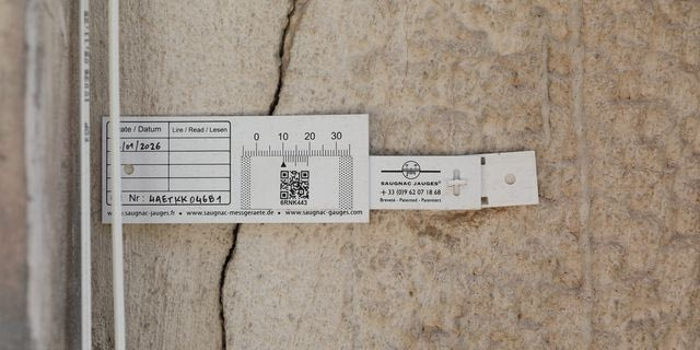 Ρωγμές σε σπίτια στην Κυψέλη: Συνάντηση Δούκα με κατοίκους