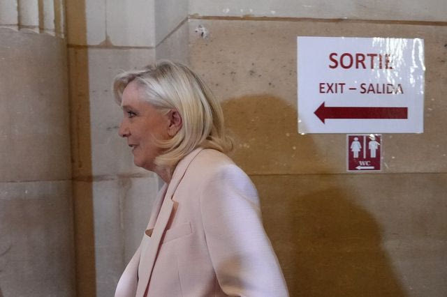 Η Λεπέν ανοίγει τα χαρτιά της μετά τη νέα καταδίκη – Τι ισχύει για την υποψηφιότητά της