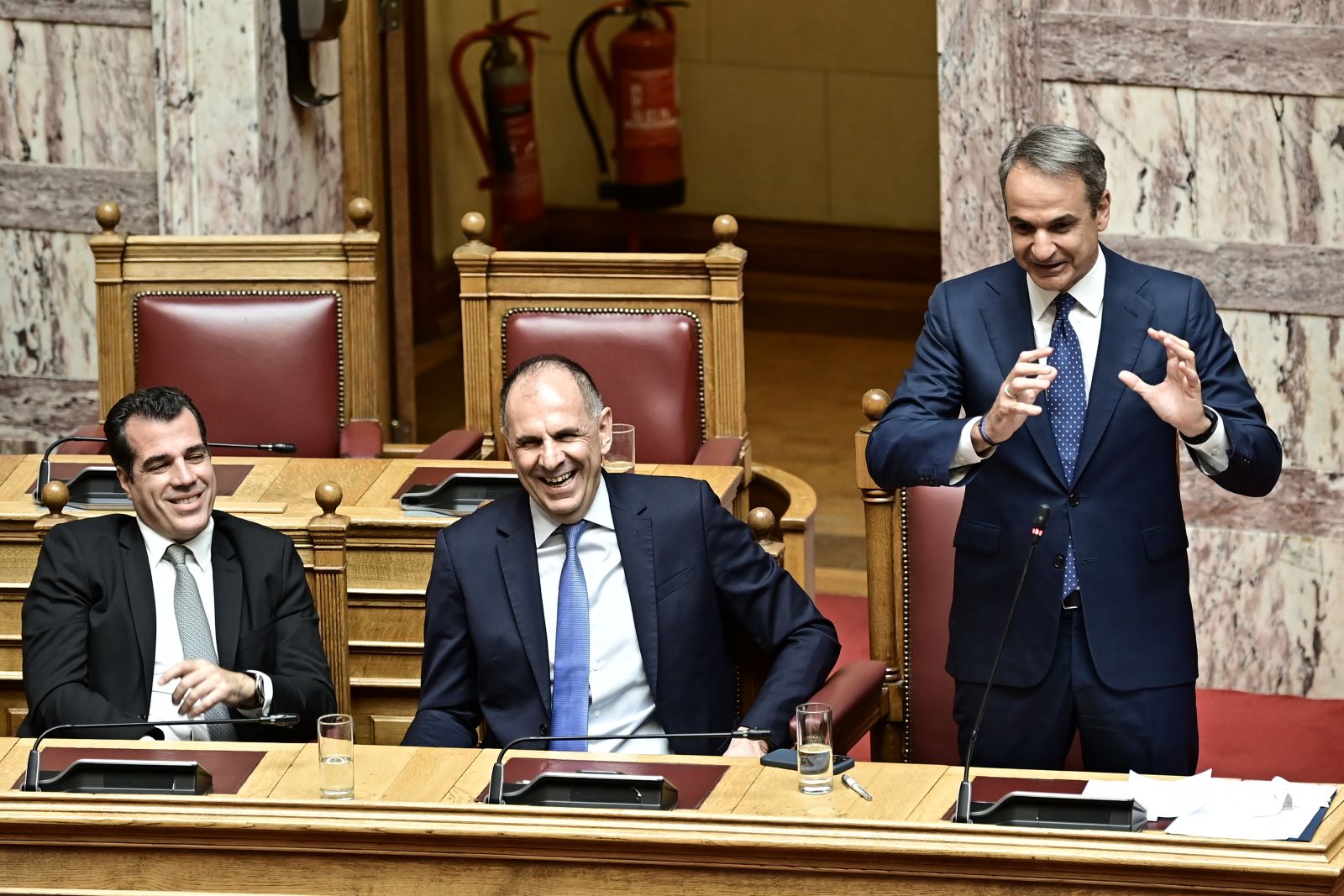 Γιατί απέτυχε το κόλπο του Μαξίμου με το Σύνταγμα