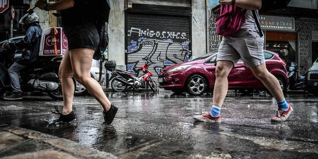 Καλοκαιρινή μπόρα