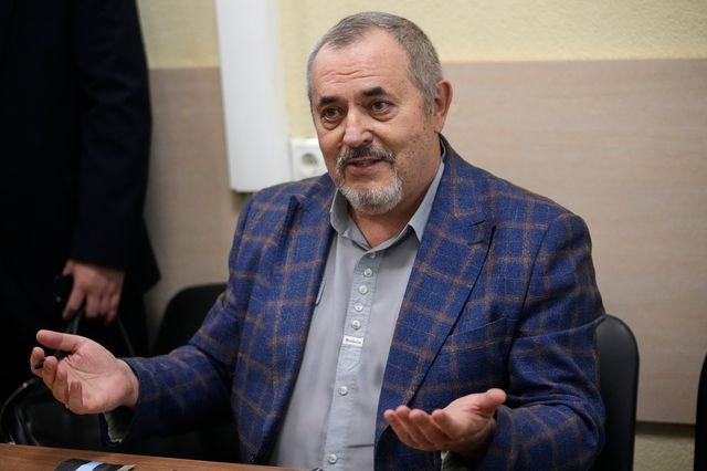 Μπορίς Ναντιέζντιν