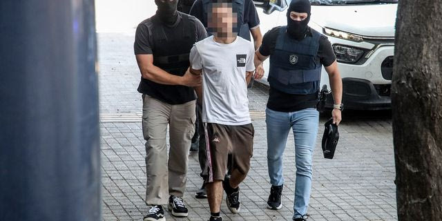 Εμπρηστική επίθεση στη Θεσσαλονίκη: Προφυλακίστηκε και ο 25χρονος – Τι υποστήριξε