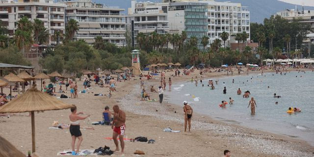 Απόβαση στις παραλίες της Αττικής – Ο καιρός την Κυριακή